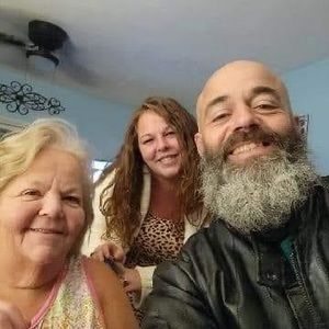 Meet your Posher, Elisha